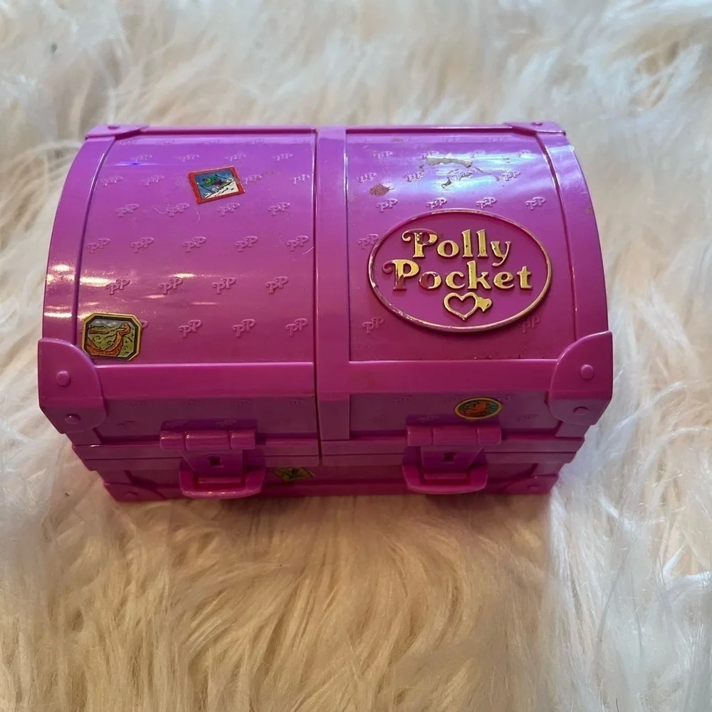 Vtg 1996 Bluebird Polly Pocket Surf n' Swim Island Beach with pieces